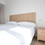 Apartment Lets Holidays Wake Up By The Sea In Victoria 2