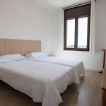 Apartment Lets Holidays Wake Up By The Sea In Victoria 2 *