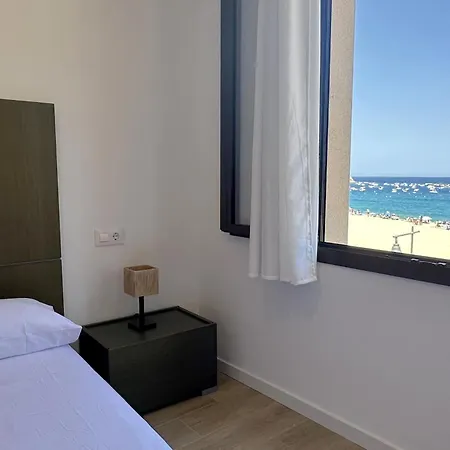 Lets Holidays Wake Up By The Sea In Victoria 2 * Τόσα ντε Μαρ