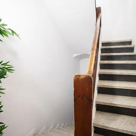 Apartamento Lets Holidays Wake Up By The Sea In Victoria 2