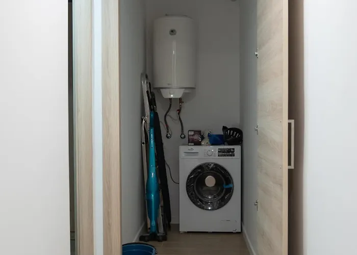 Lets Holidays Wake Up By The Sea In Victoria 2 또사데마르