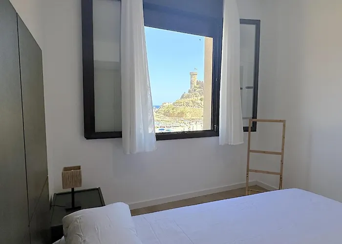 Lets Holidays Wake Up By The Sea In Victoria 2 *