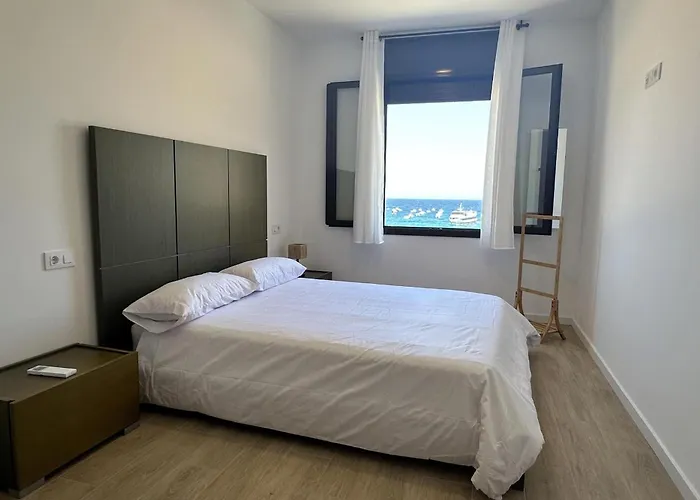 Lets Holidays Wake Up By The Sea In Victoria 2 아파트